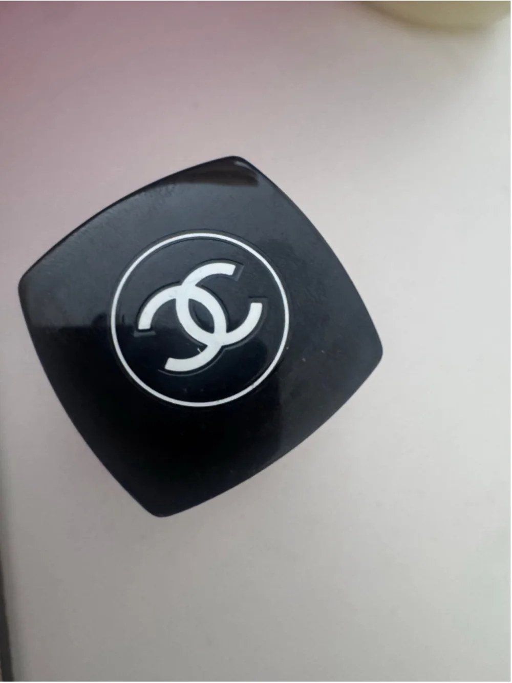 Chanel this le